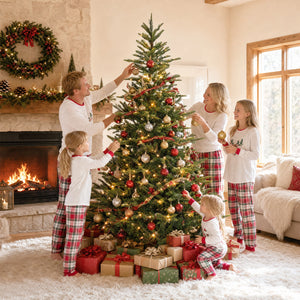 SweetGO Lujan 7.5 ft Nordic Pre-Lit Christmas Tree, 700 Warm Lights