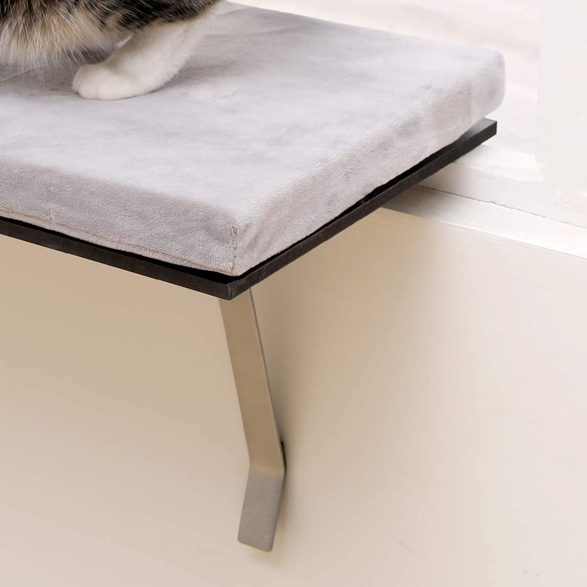 Look Out Window Cat Bed （Gray fabric)